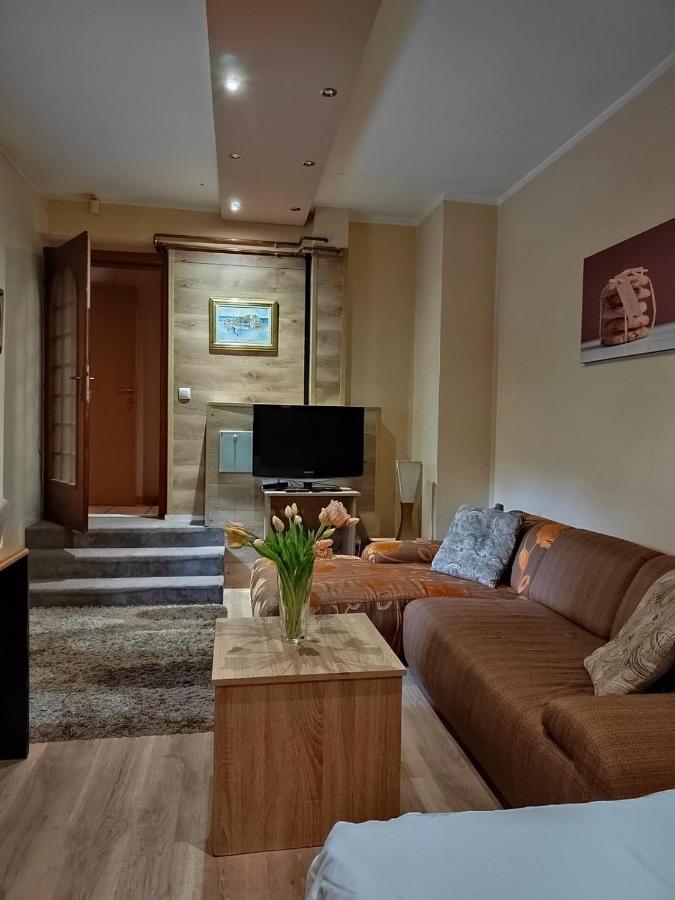 Guest House Maja Новий Сад Екстер'єр фото